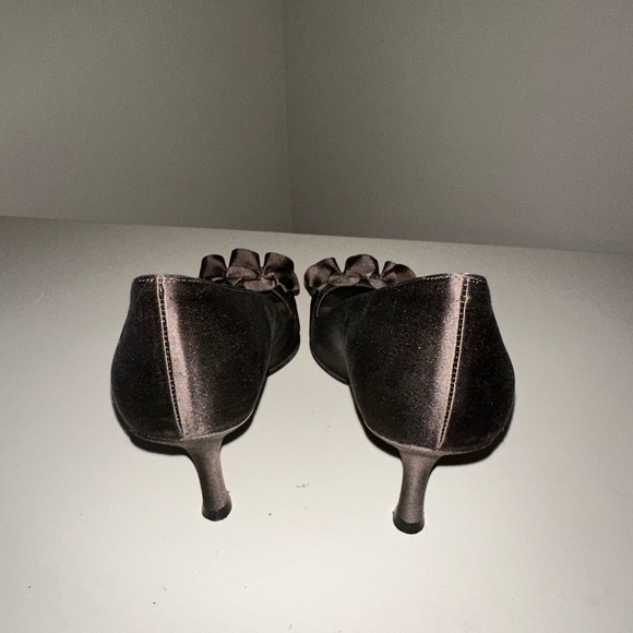 Stuart Weitzman Heels - Picture 5 of 5